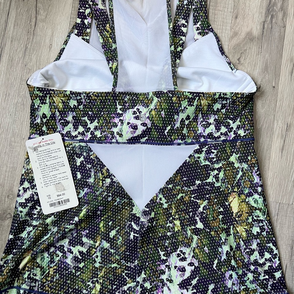 Lululemon top NEW with tags
